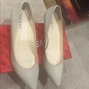 Guess kitten heel pumps